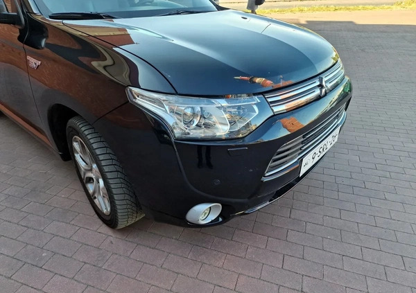 Mitsubishi Outlander cena 46000 przebieg: 394749, rok produkcji 2013 z Radomsko małe 781